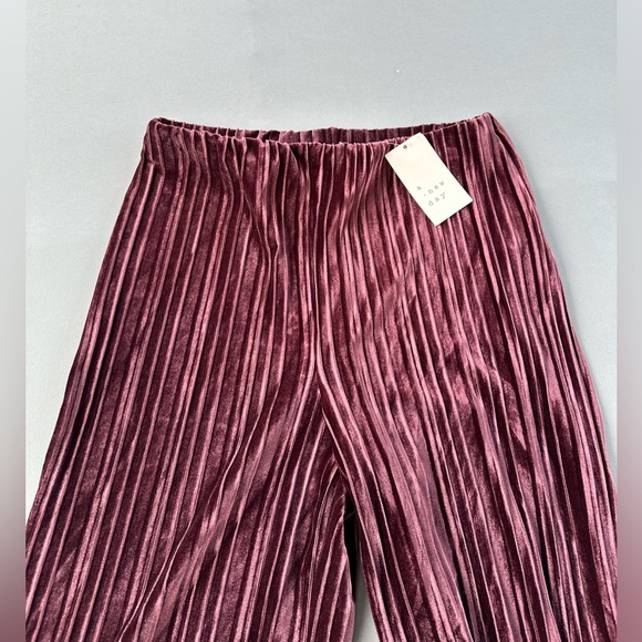 🎉5 for $45 🎉NWT A New Day Velvet Pants Women Size S - Picture 5 of 8